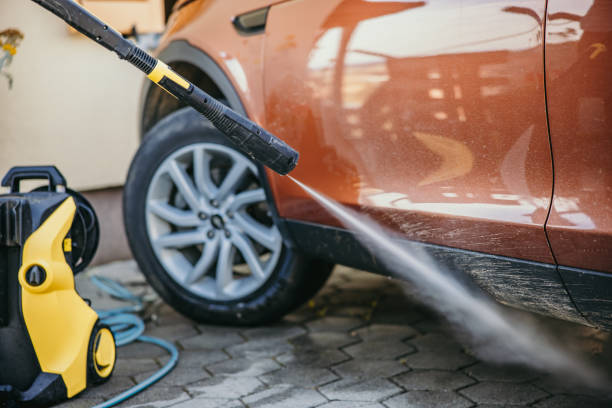 Best Roof Pressure Washing  in Sweetser, IN
